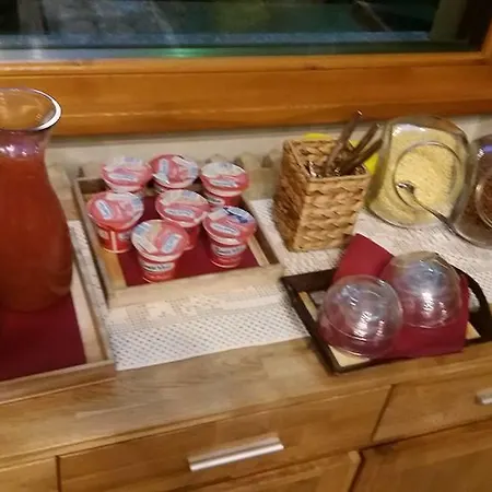 蒙多朵罗酒店 酒店 *